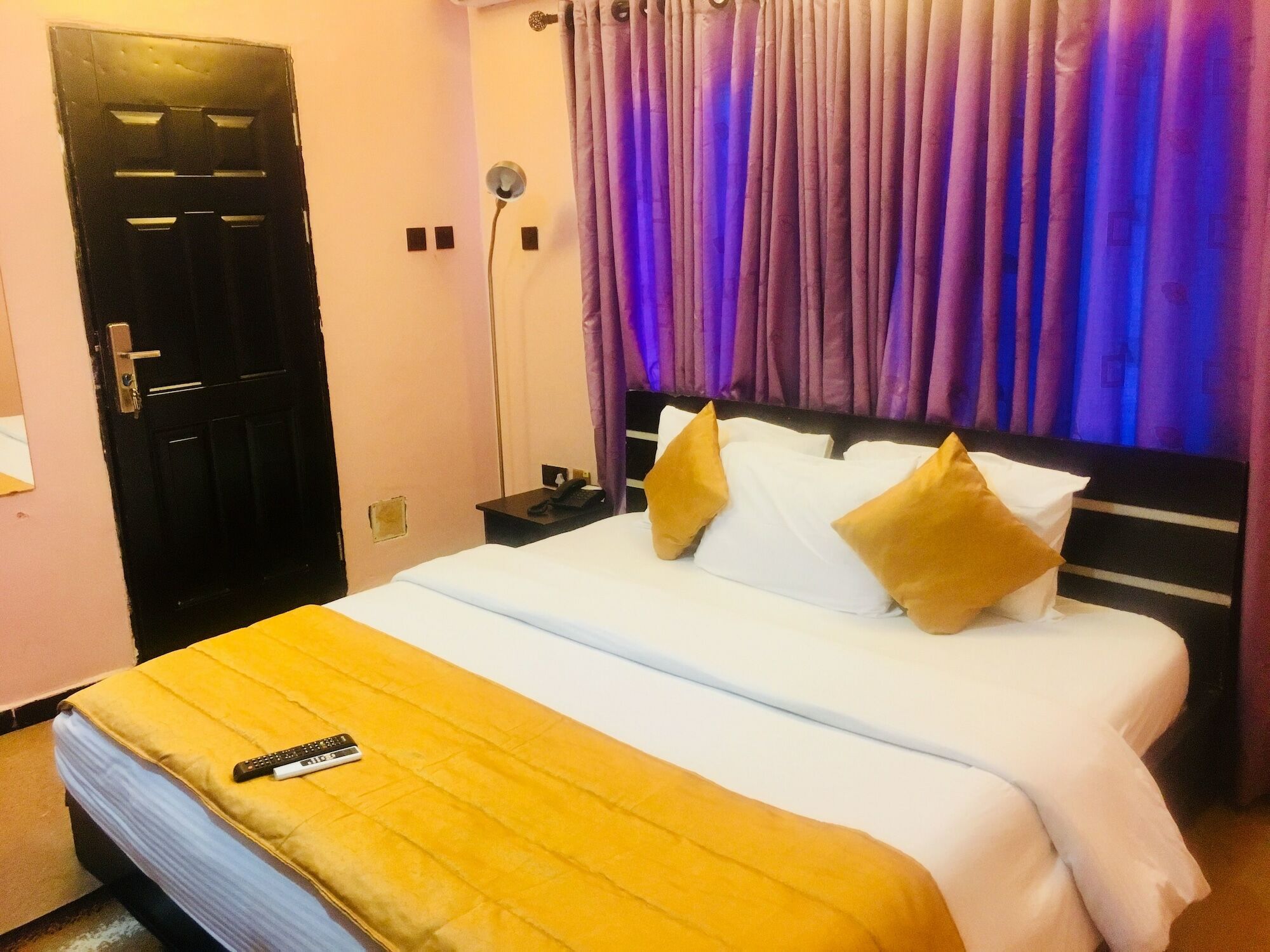 Esporta Suites Lekki Lagos Kültér fotó